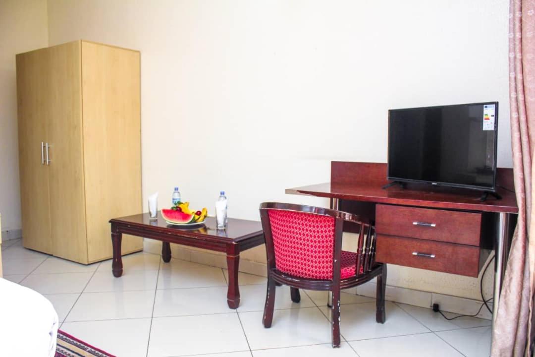 Landmark Hotel Ubungo エクステリア 写真