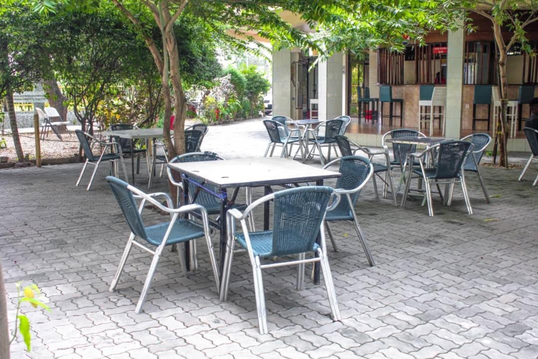 Landmark Hotel Ubungo エクステリア 写真
