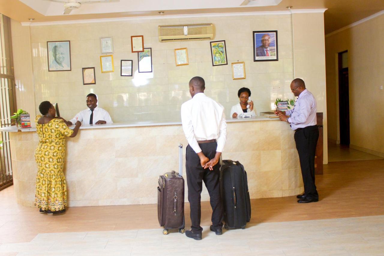 Landmark Hotel Ubungo エクステリア 写真